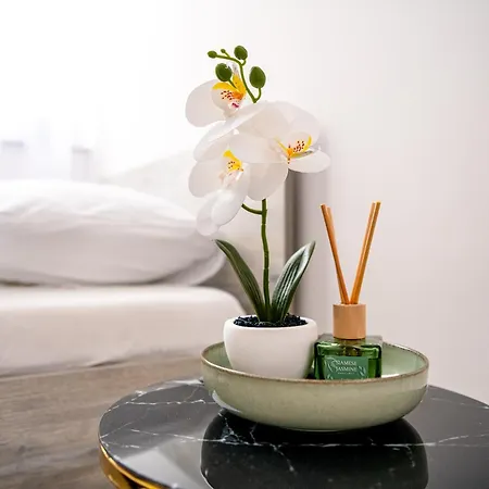 - Bitka Za Ranjenike Na Neretvi *