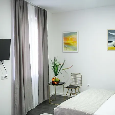 Appartement - Bitka Za Ranjenike Na Neretvi *