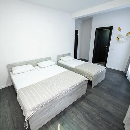 - Bitka Za Ranjenike Na Neretvi アパート