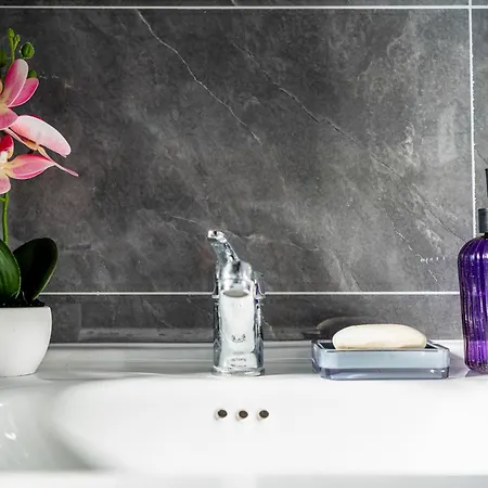 - Bitka Za Ranjenike Na Neretvi * Jablanica