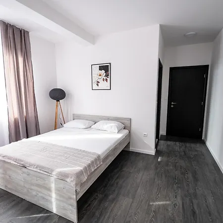 - Bitka Za Ranjenike Na Neretvi