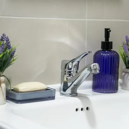 - Bitka Za Ranjenike Na Neretvi شقة *