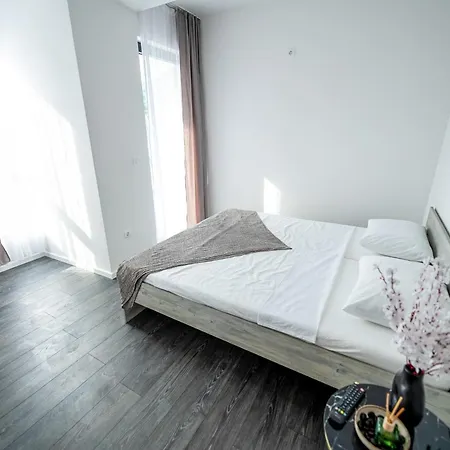 - Bitka Za Ranjenike Na Neretvi Jablanica