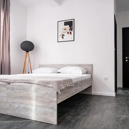 - Bitka Za Ranjenike Na Neretvi アパート