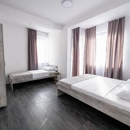 - Bitka Za Ranjenike Na Neretvi *