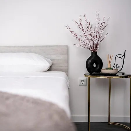 - Bitka Za Ranjenike Na Neretvi شقة *