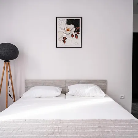 - Bitka Za Ranjenike Na Neretvi